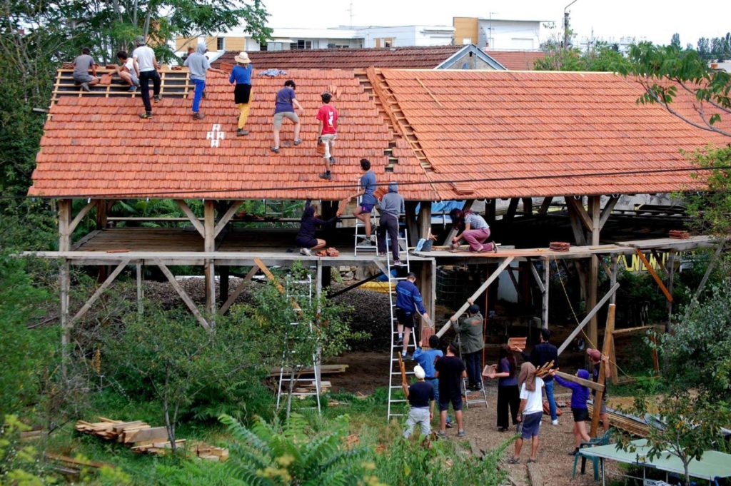 maison commune du quartier libre les lentilleres